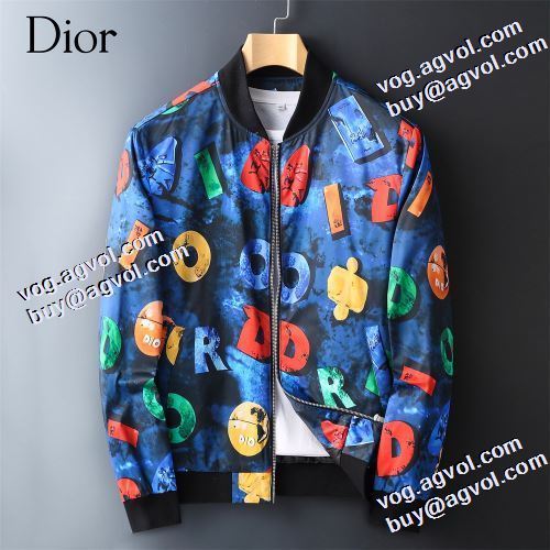 ディオールスーパーコピー 代引 ブルゾン 2021秋冬 堪能できるコート ディオール DIOR 完成度の高い逸品 ジャケット 中わたジャケット 鮮やかな配色 プリント柄 おしゃれな装い こだわりのコート 