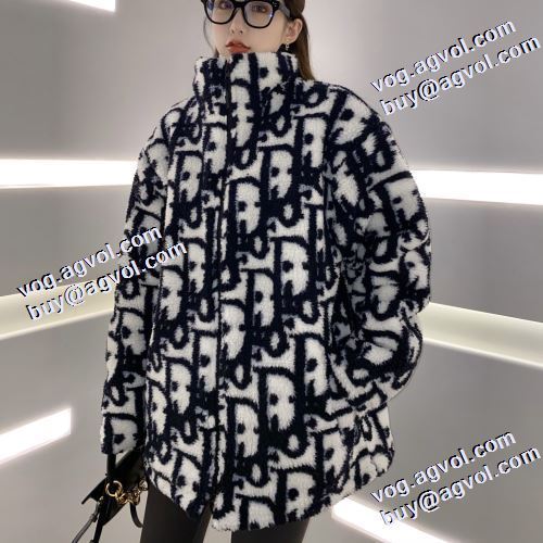 ジャケット 希少価値大！2021秋冬 ディオール DIOR こだわりのコート 楽に着用出来る ディオールブランド コピー 優美なお出かけスタイル ウールコート 人目を惹くデザイン 立体的な衿元 花プリントデザインジャケット