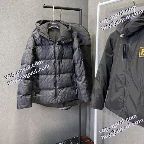 2021秋冬 フェンディスーパーコピー 激安 防風性にも優れた フェンディ FENDI 耐久性のある メンズ ダウンジャケット 2色可選 ポケットづき 着心地がクセになる フード部分は取り外し可能 ふわふわな感触 
