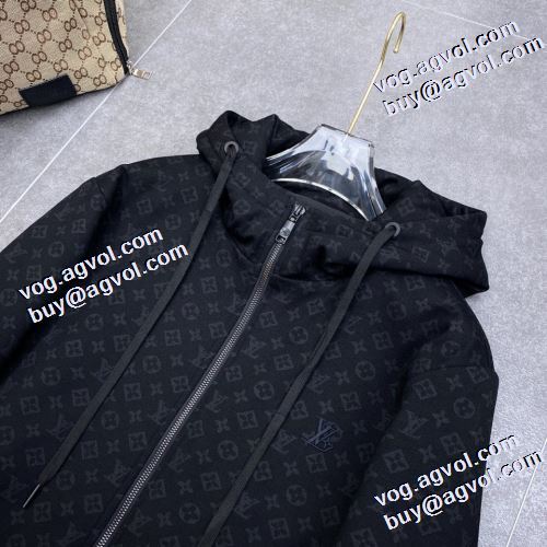 機能性?耐久性抜群 2021秋冬 フード付きコート ルイ ヴィトン LOUIS VUITTON コート 綿入れ  ポケット付 ルイ ヴィトンブランド コピー シンプルなデザイン 