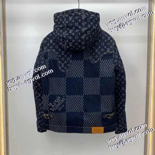 ライトダウンジャケット ルイ ヴィトン LOUIS VUITTON 優しくボーディを包んでくれる ルイ ヴィトンブランド 偽物 通販 2021秋冬 高レベルの保温性 上品上質 