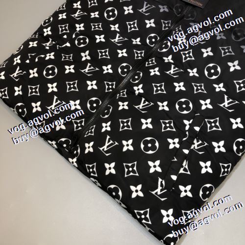 定番のアイテム ルイ ヴィトンコピー 着心地 の良い ルイ ヴィトン LOUIS VUITTON 上品な色合い ダウンジャケット ベスト 2021秋冬 着心地がクセになる ふわふわな感触