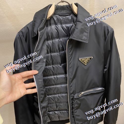 ステンカラー プラダブランド コピー 2色可選 2021秋冬 プラダ PRADA ダウンジャケット 豊富なサイズ 落ち着いた感覚