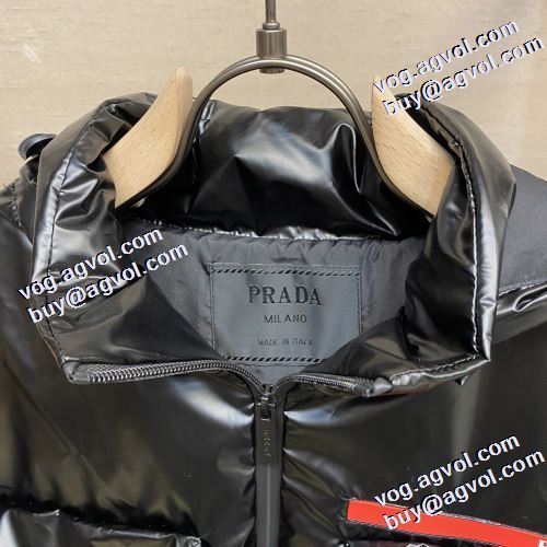 個性的 2021秋冬 プラダ PRADA ダウンジャケット プラダスーパーコピー 光沢のある 寄り添える商品に生まれ変わる
