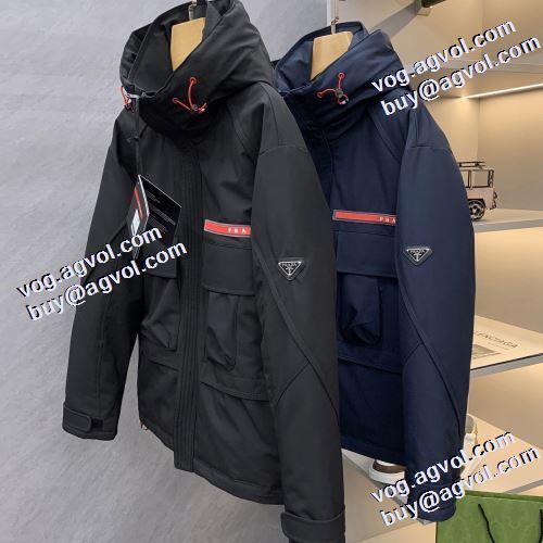 プラダ PRADA 軽量ダウンジャケット 注目のアイテム 首周りもあったかい 2色可選 プラダブランドスーパーコピー 汚れしにくい  2021秋冬