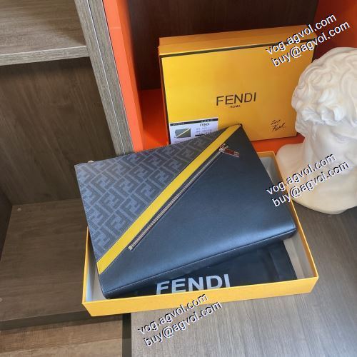  ポーチ 巾着 2021春夏 FENDIブランドコピー 落ち着いた感覚 フェンディ FENDI 