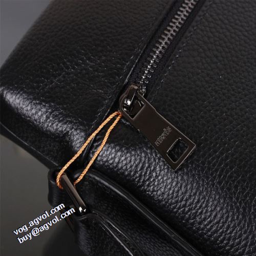 2色可選 エルメスコピー 早くも完売している 2021春夏 エルメス HERMES 斜め掛けバッグ バランスのいい大きさ ショルダー 調節可能 