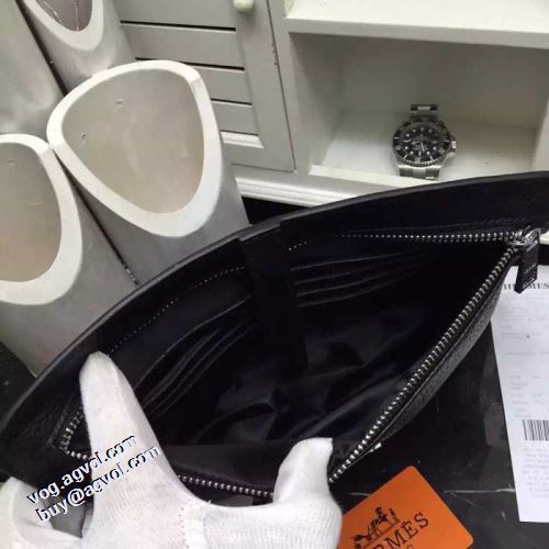 2021春夏 エルメス HERMES おしゃれに絶大な人気の エルメスコピーブランド ポーチ シンプルな外観 使い勝手のいいバッグ