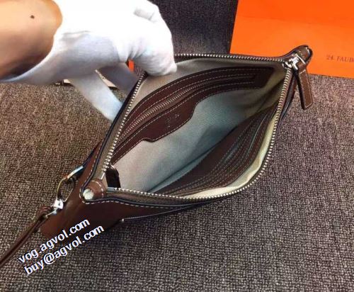 使い勝手のいいバッグ ポーチ ファスナーポケット付 2021春夏 エルメス HERMES エルメスブランド コピー ショートパンツ 確定となる上品 2色可選