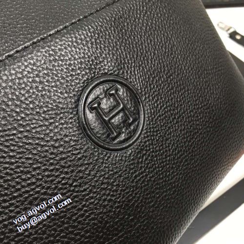 2021春夏 エルメス偽物ブランド コーデ 知的なムードを演出 ハンドバッグ エルメス HERMES メインルーム シンプル＋多機能