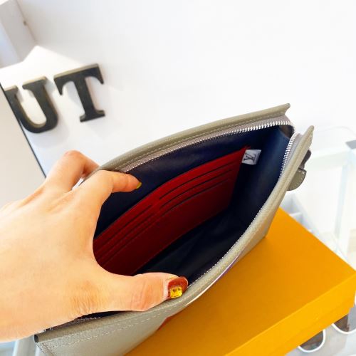 今一番HOTな新品 2022早春 ルイ ヴィトンコピー 気軽に持てる ルイ ヴィトン LOUIS VUITTON セカンドバッグ 高級感を備えている