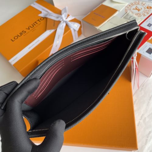 売れ筋のいい 2022新作 ルイ ヴィトン偽物ブランド ルイ ヴィトン LOUIS VUITTON セカンドバッグ 芸能人に愛用者続出 シンプル＋多機能