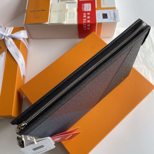売れ筋のいい 2022新作 ルイ ヴィトン偽物ブランド ルイ ヴィトン LOUIS VUITTON セカンドバッグ 芸能人に愛用者続出 シンプル＋多機能