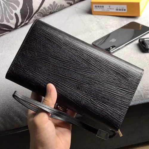 ルイ ヴィトンブランドスーパーコピー 一番人気の新作はこれ 2022新作 ルイ ヴィトン LOUIS VUITTON ビジネスケース 小型 軽量 高級感を備えている
