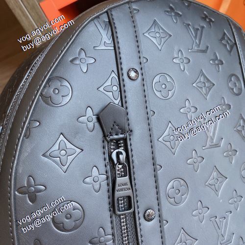 2021秋冬 ルイ ヴィトン LOUIS VUITTON リュック、バックパックモノグラム?ヴェルニ 非凡な容量 コスパ最高のプライス ルイ ヴィトリュックコピー