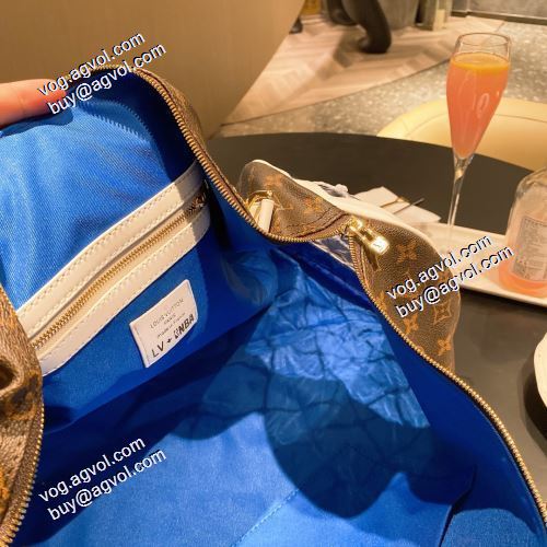 希少価値大！4色可選 ルイ ヴィトンブランドスーパーコピー 2021秋冬 ルイ ヴィトン LOUIS VUITTON スーツケース 非凡な容量