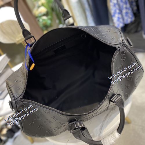 2021秋冬 ルイ ヴィトン LOUIS VUITTON 旅行用バッグ 非凡な容量 綺麗に決まるフォルム！2色可選 ルイ ヴィトンブランドスーパーコピー