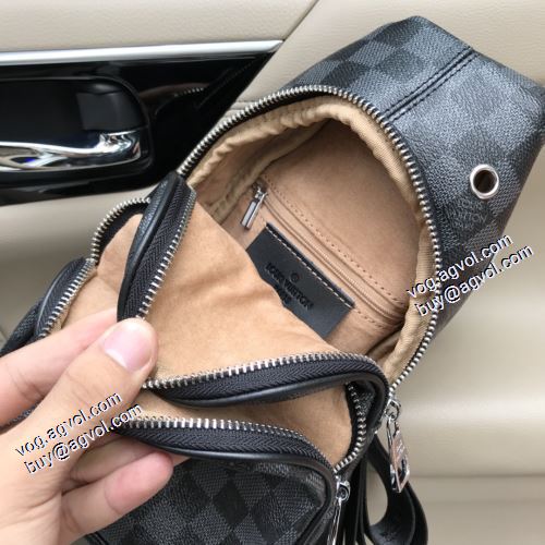 ショルダーバッグ シンプルな外観 2色可選 ルイ ヴィトンコピーブランド 2021秋冬 ルイ ヴィトン LOUIS VUITTON 人気ブランド