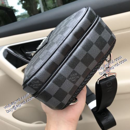 ショルダーバッグ シンプルな外観 2色可選 ルイ ヴィトンコピーブランド 2021秋冬 ルイ ヴィトン LOUIS VUITTON 人気ブランド