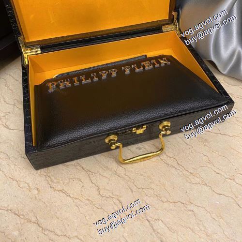  PHILIPP PLEINスーパーコピー 激安 2021春夏 フィリッププレイン PHILIPP PLEIN ポーチ ミドルウォレット 魅力的
