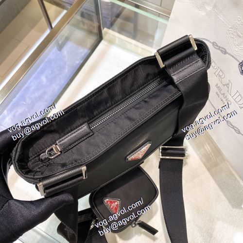 ショルダーバッグ ムダな装飾を排したデザイン 2021春夏 人気商品 プラダ PRADAコピー