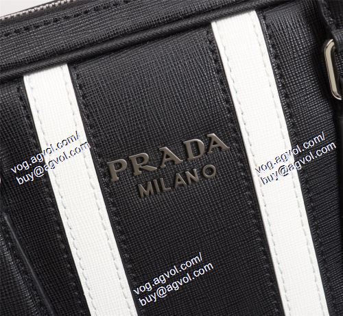 大絶賛の履き心地! 2021春夏 プラダ PRADAブランドスーパーコピー ハンドバッグ 