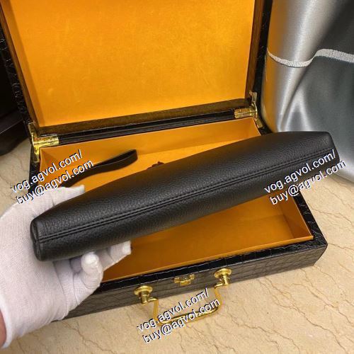 ビジネスケース 本革 K33013 2021春夏 ヴェルサーチVERSACE偽物ブランド