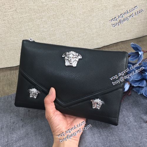  2021春夏 ヴェルサーチVERSACE 巾着 ポーチ 爆買いセール VERSACEスーパーコピー 代引