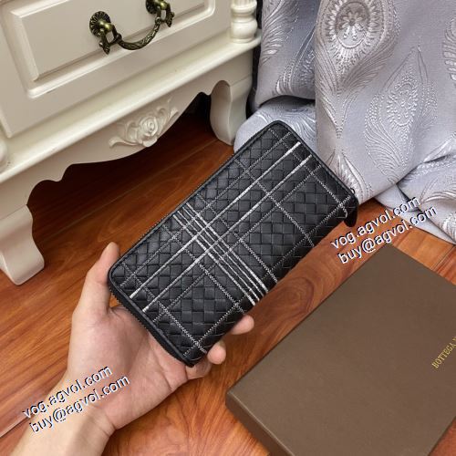 ボッテガ ブランド BOTTEGA VENETA 2021春夏 売れ筋！二つ折り財布 チェーンウオレット コインケース BOTTEGA VENETAコピー 