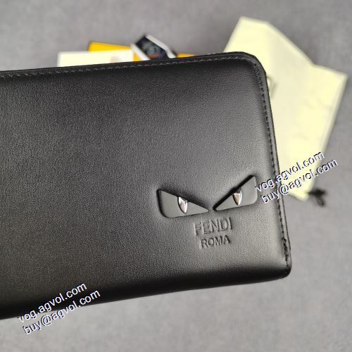  2021春夏 FENDIコピー 二つ折り財布 長財布 チェーンウオレット 最旬アイテム フェンディ FENDI 