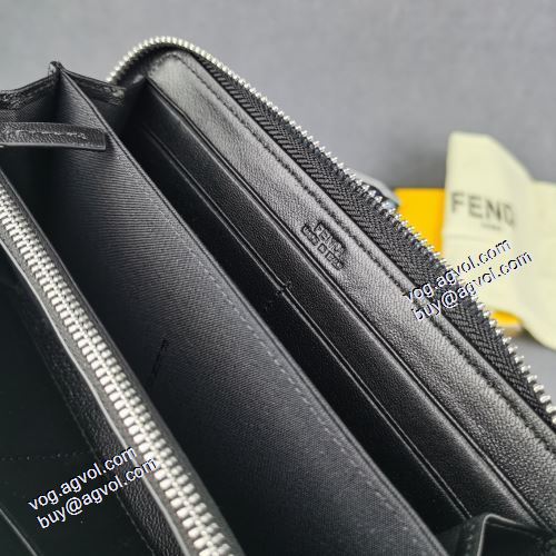  首胸ロゴ チェーンウオレット 紙幣入れ 二つ折り財布 FENDIコピー ブランド フェンディ FENDI 2021春夏  