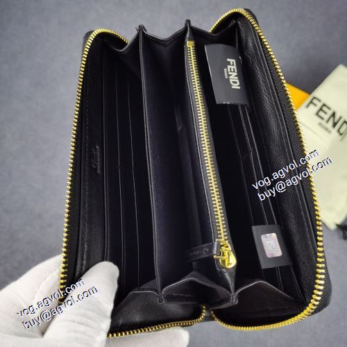  フェンディ FENDI 人気商品 2021春夏 FENDIブランド 偽物 通販 二つ折り財布 チェーンウオレット 爆買いセール 長財布