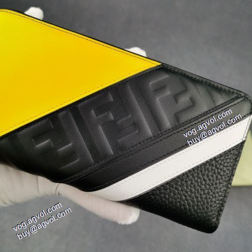  SALE!今季 2021春夏 多機能 長財布 チェーンウオレット 紙幣入れ フェンディ FENDI FENDIコピーブランド 