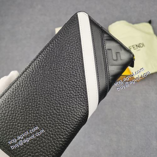  SALE!今季 2021春夏 多機能 長財布 チェーンウオレット 紙幣入れ フェンディ FENDI FENDIコピーブランド 