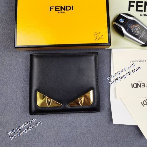  FENDI偽物ブランド 2021春夏 財布/ウォレット 二つ折り財布 爆買いセール チェーンウオレット ★安心★追跡付 フェンディ FENDI 