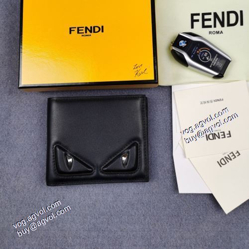  2021春夏 FENDIコピー 紙幣入れ 財布/ウォレット 爆買いセール チェーンウオレット 最旬アイテム フェンディ FENDI