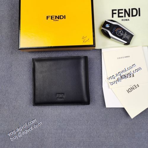  2021春夏 FENDIコピー 紙幣入れ 財布/ウォレット 爆買いセール チェーンウオレット 最旬アイテム フェンディ FENDI
