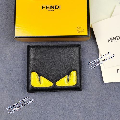  首胸ロゴ クリップウォレット 二つ折り財布 紙幣入れ FENDIコピー ブランド フェンディ FENDI 2021春夏 