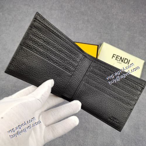  首胸ロゴ クリップウォレット 二つ折り財布 紙幣入れ FENDIコピー ブランド フェンディ FENDI 2021春夏 
