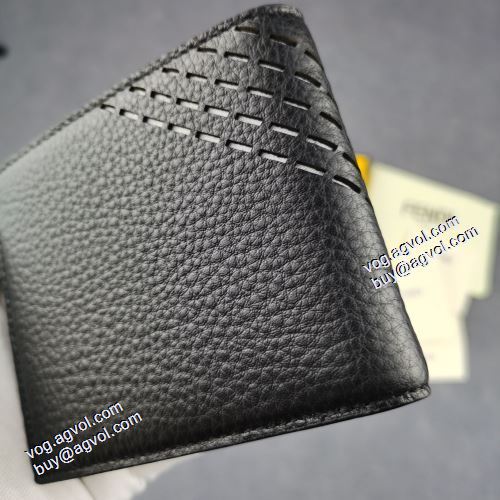  大人気☆NEW!! クリップウォレット 二つ折り財布 紙幣入れ FENDIスーパーコピー 激安 フェンディ FENDI 2021春夏