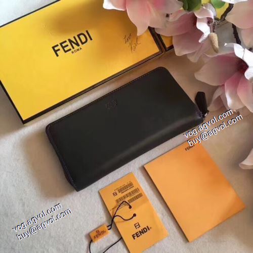  SALE!今季 2021春夏 フェンディ FENDI 長財布 爆買いセール チェーンウオレット FENDIコピーブランド