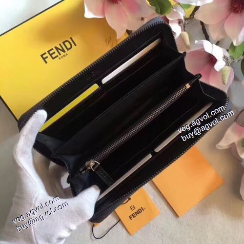  SALE!今季 2021春夏 フェンディ FENDI 長財布 爆買いセール チェーンウオレット FENDIコピーブランド