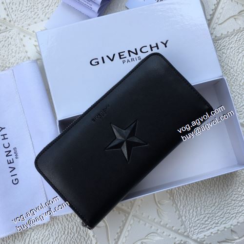  GIVENCHYスーパーコピー 2021春夏 大人のアイテム チェーンウオレット 高級感溢れるデザイン 紙幣入れ 二つ折り財布 ジバンシー GIVENCHY 