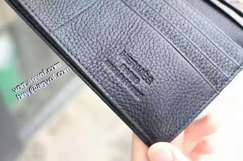 大人のアイテム エルメスコピー 数に限りがある 2021春夏 エルメス HERMES 長財布 ロゴ金具付き 