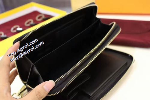 エルメスブランドコピー 2021春夏 エルメス HERMES ポップ 長財布 カード入れ付 牛革/レザー