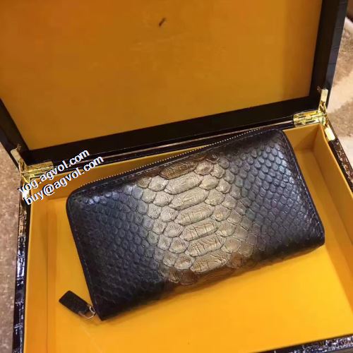 存在感のある 長財布 抜群の収納力 2021春夏 エルメス HERMES エルメスブランド コピー 圧倒的な高級感 