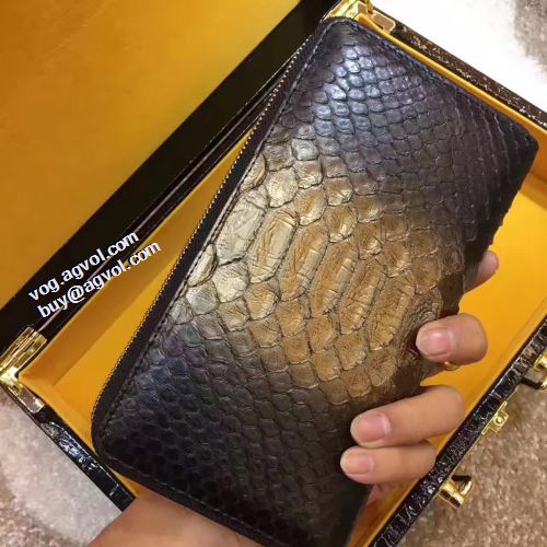 存在感のある 長財布 抜群の収納力 2021春夏 エルメス HERMES エルメスブランド コピー 圧倒的な高級感 