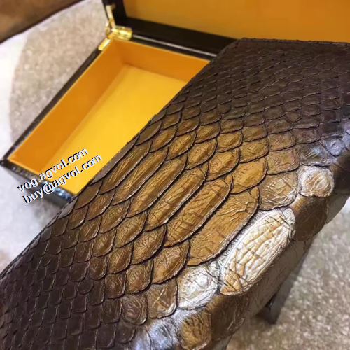 存在感のある 長財布 抜群の収納力 2021春夏 エルメス HERMES エルメスブランド コピー 圧倒的な高級感 