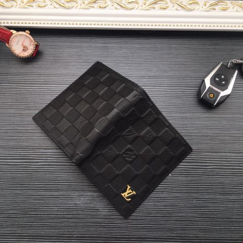 2022新作 ルイ ヴィトンスーパーコピー ルイ ヴィトン LOUIS VUITTON 二つ折り財布 洗練を十分に演出する 爆買いセール 多機能