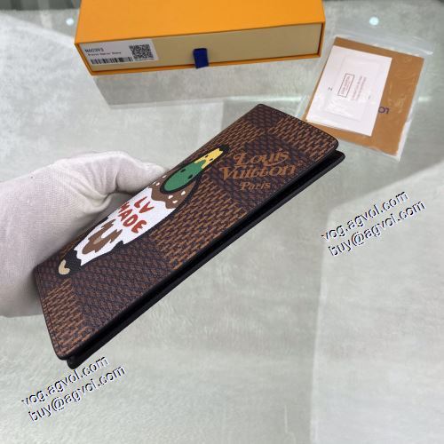 ルイ ヴィトン LOUIS VUITTON 2021春夏 10x19x2cm LOUIS VUITTONコピーブランド ファション性の高い 紙幣入れ 二つ折り財布 カラフル N60393
